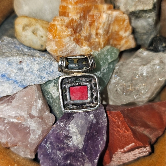 Stamped Sterling Silver 925 Red Coral Stone Open Scrollwork Cutout Slide Pendant - Picture 2 of 12